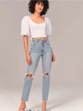 Woman’s A&F All Day Comfort Stretch Denim High Rise Mom Jean